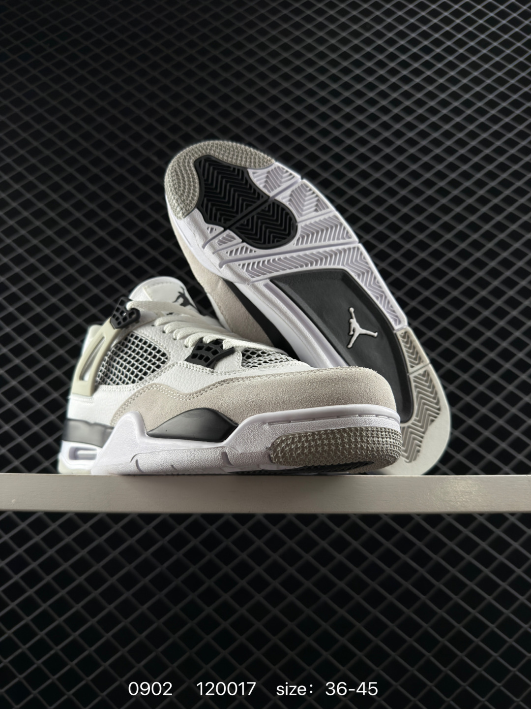 Nike Air Jordan 4 Retro